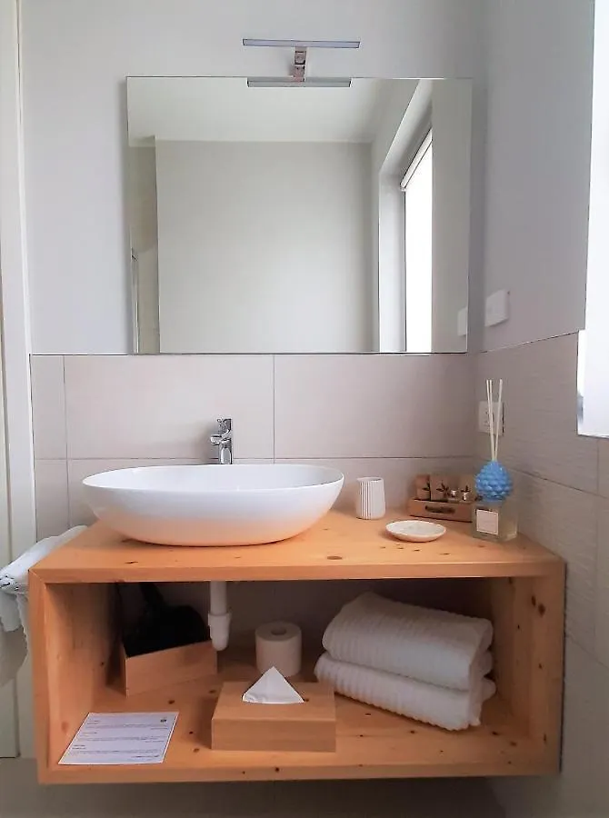 Stella Del Garda Bed & Breakfast Lazise 2*,  Italy
